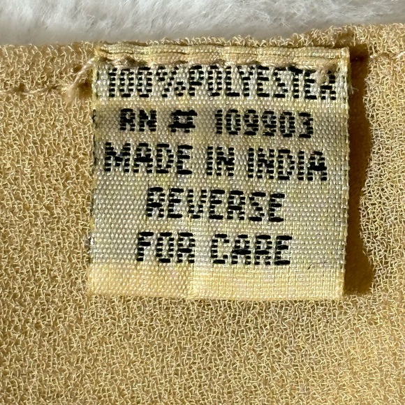 🌺SOLD🌺 Vintage Sequined Skinny Head or Neck Scarf - Picture 2 of 3